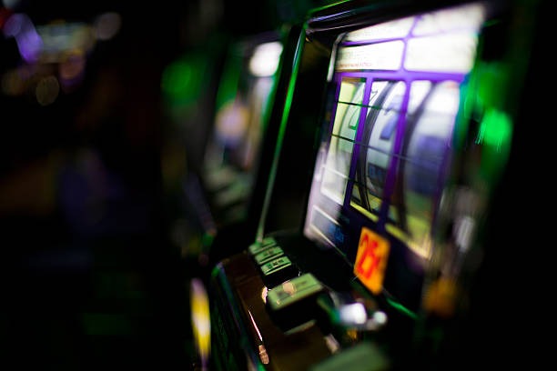 gurita 4d mobile app interface showing live football odds and casino games